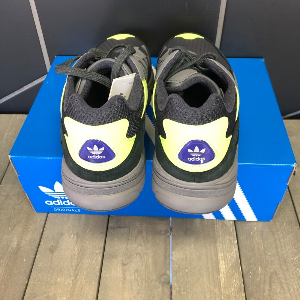 Adidas Yung-96 Carbon Grey Lime Running Shoes - Picture 4 of 5
